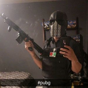 Meet your Posher, Cruz